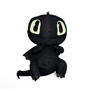 How to Train Your Dragon Squeeze and Roar Toothless 11-Inch Plush with Sounds